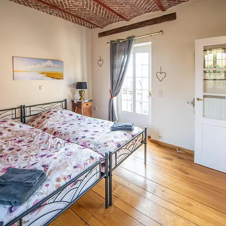 Holiday home Chateau De Waleffe *
